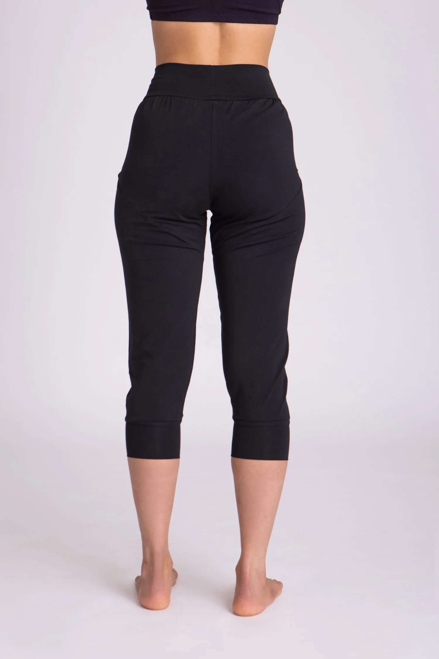 Slouchy Capri Pants - Image 4