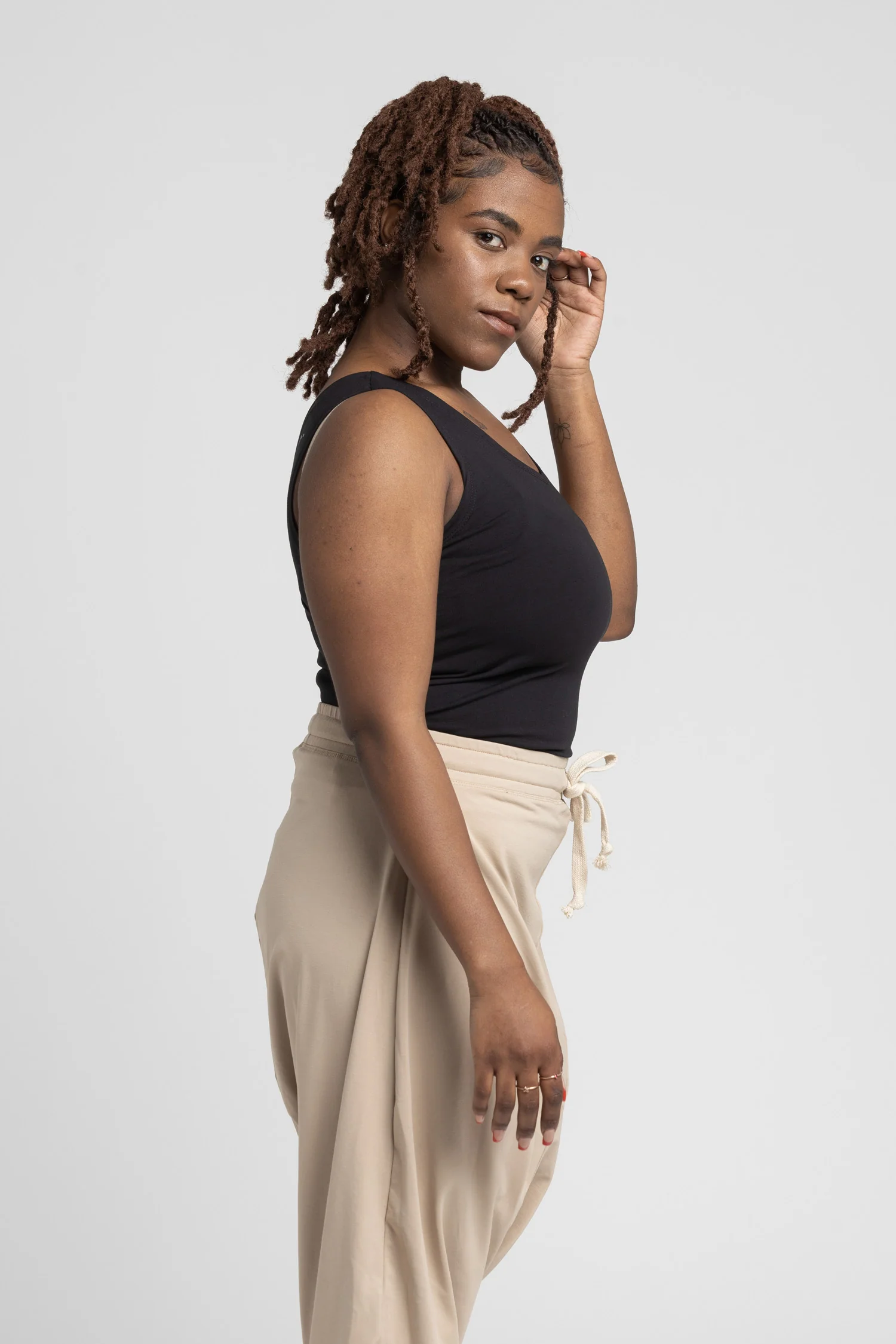 V Back Tank Top - Image 6